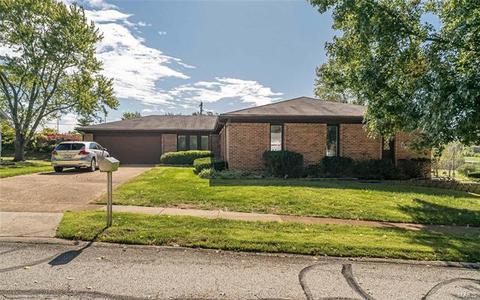 1020 Van Dyke Dr, Ballwin, MO 63011 photo 2