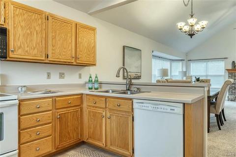 787 Top Notch Ln, Eureka, MO 63025 photo 8