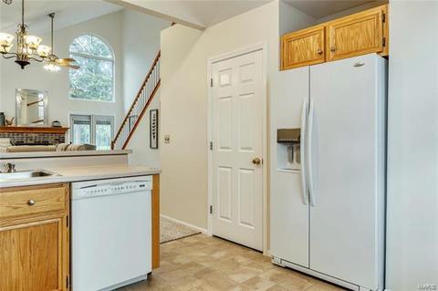 787 Top Notch Ln, Eureka, MO 63025 photo 11
