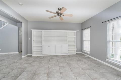 102 Chantry Dr, O'fallon, MO 63366 photo 9