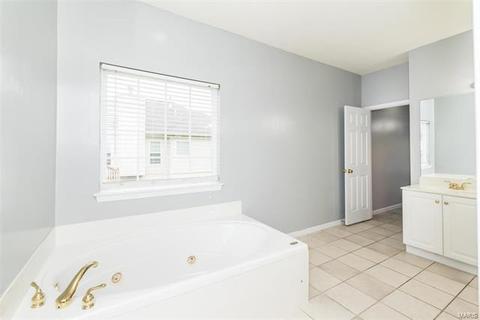 102 Chantry Dr, O'fallon, MO 63366 photo 20