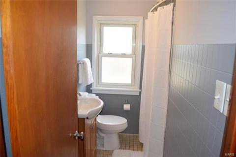 7136 Sharp Ave, Saint Louis, MO 63116 photo 9
