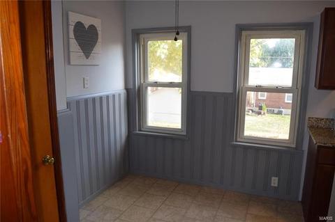 7136 Sharp Ave, Saint Louis, MO 63116 photo 6