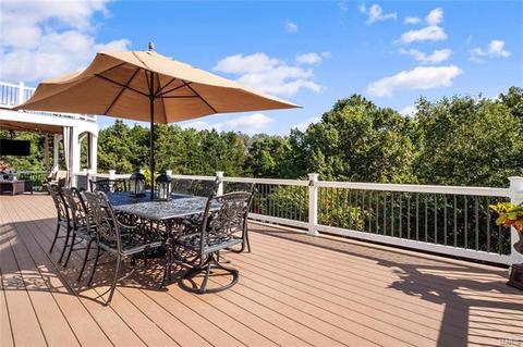 700 Saint Paul Rd, Ballwin, MO 63021 photo 10