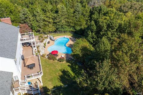 700 Saint Paul Rd, Ballwin, MO 63021 photo 27