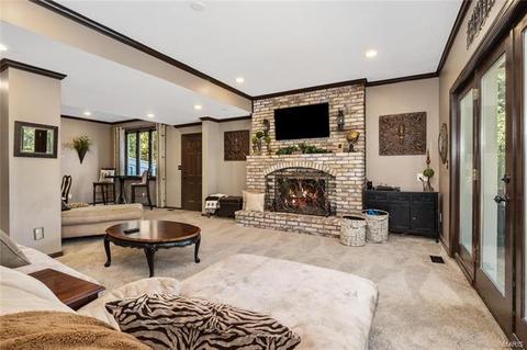 700 Saint Paul Rd, Ballwin, MO 63021 photo 32