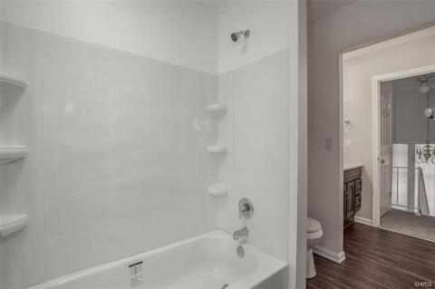 190 Carmel Woods Dr, Ellisville, MO 63021 photo 10