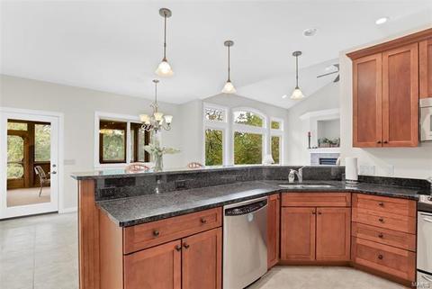 124 Murdoch, Augusta, MO 63332 photo 9