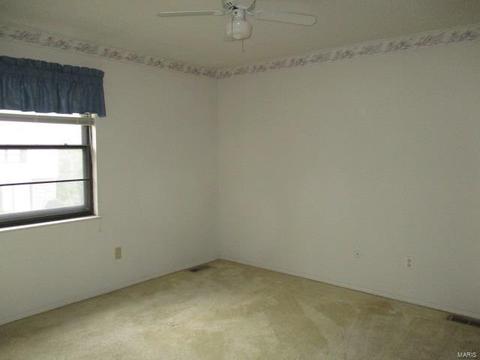 2360 Hidden Meadow Ln, Ballwin, MO 63021 photo 9
