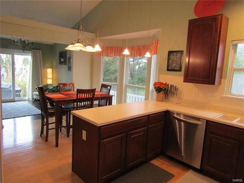 1205 Arbor Trails Ct, Ballwin, MO 63021 photo 16