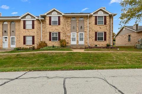 1875 Casa Dr, Arnold, MO 63010 photo 1