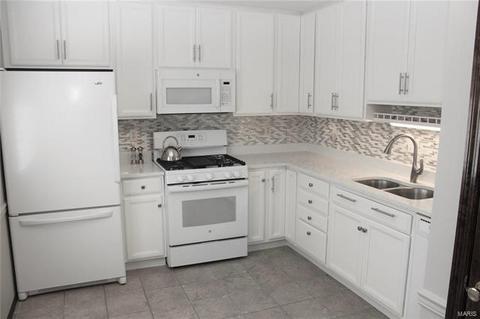 991 Silversprings Ln, Manchester, MO 63021 photo 5