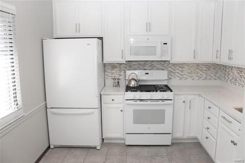 991 Silversprings Ln, Manchester, MO 63021 photo 7
