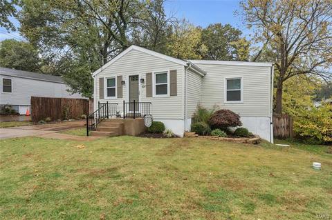 4265 Ringer Rd, Saint Louis, MO 63129 photo 2