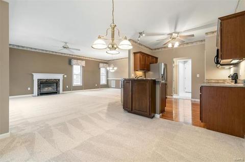 5723 Hillcamp Ct, Saint Louis, MO 63128 photo 6