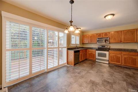 1914 Strawberry Ridge Dr, Ballwin, MO 63021 photo 5