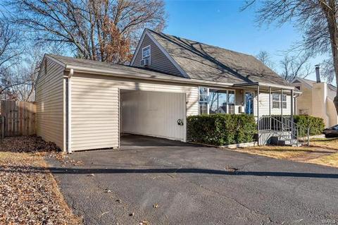 416 Chamberlin Dr, Ballwin, MO 63021 photo 3