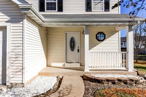 23 Royalltrail Ct, O'fallon, MO 63368 photo 3