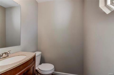 23 Royalltrail Ct, O'fallon, MO 63368 photo 22