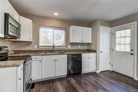 23 Royalltrail Ct, O'fallon, MO 63368 photo 6