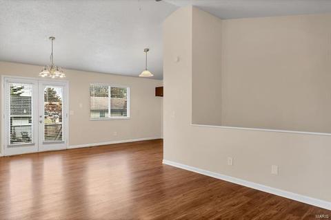 243 Rose Wind Dr, O'fallon, MO 63366 photo 4