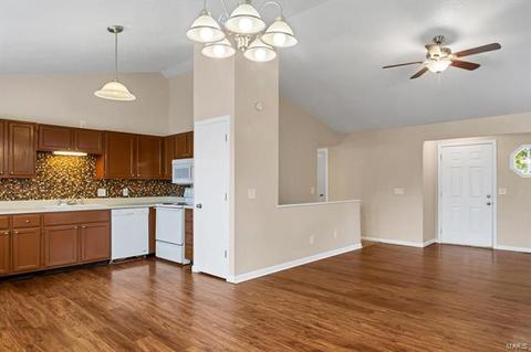 243 Rose Wind Dr, O'fallon, MO 63366 photo 6