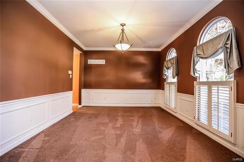 668 Southern Hills Dr, Eureka, MO 63025 photo 5