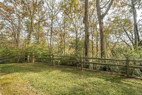 717 Ridgeside Dr #A, Ballwin, MO 63021 photo 4