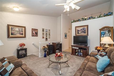 132 Hunters Run Ct, Eureka, MO 63025 photo 4