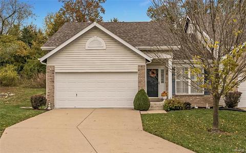 132 Hunters Run Ct, Eureka, MO 63025 photo 1