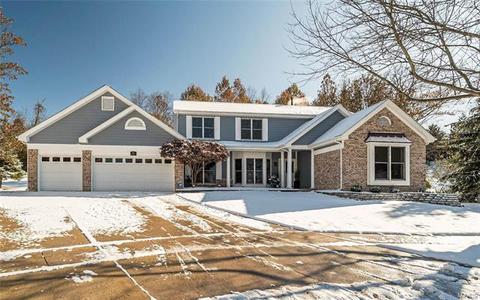 325 Berry Brook Ct, Wildwood, MO 63011 photo 1