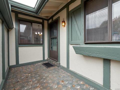 983 Claygate Ct, Manchester, MO 63021 photo 2