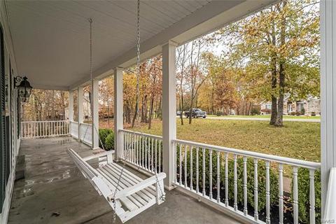 17529 Radcliffe Pl, Wildwood, MO 63025 photo 2