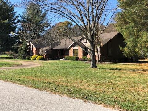 10 Tiara, Imperial, MO 63052 photo 1
