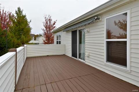 684 Hawk Run Dr, O'fallon, MO 63368 photo 16