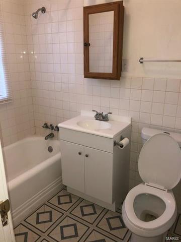 705 Wesley Ave, Saint Louis, MO 63135 photo 8