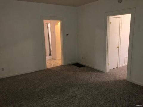 705 Wesley Ave, Saint Louis, MO 63135 photo 3