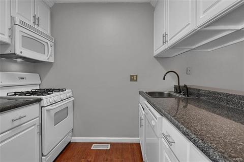1210 Wicklow Rd #I, Ballwin, MO 63021 photo 7