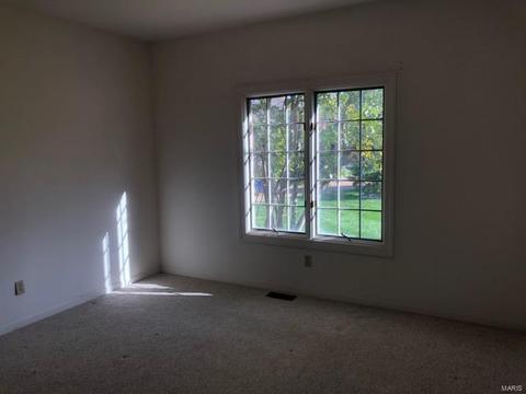 152 Grange, Weldon Spring, MO 63304 photo 25