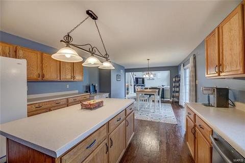 114 Chantry Dr, O'fallon, MO 63366 photo 14