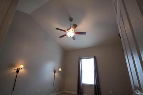 7303 Spring Creek Ln, O'fallon, MO 63368 photo 17