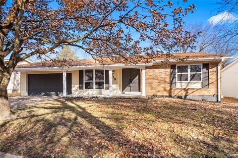 619 Twigwood, Ballwin, MO 63021 photo 1