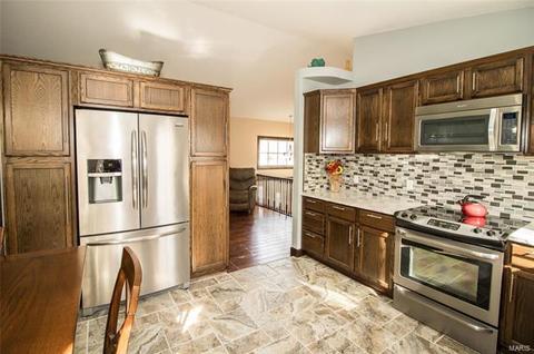 2 Windrose Ct, O'fallon, MO 63366 photo 8
