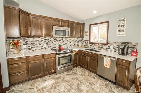 2 Windrose Ct, O'fallon, MO 63366 photo 7