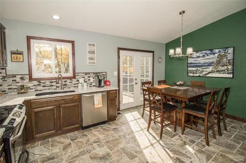 2 Windrose Ct, O'fallon, MO 63366 photo 6