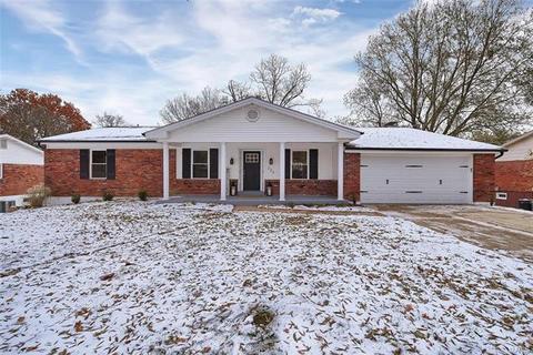 223 Ranchmoor Trl, Ellisville, MO 63011 photo 1
