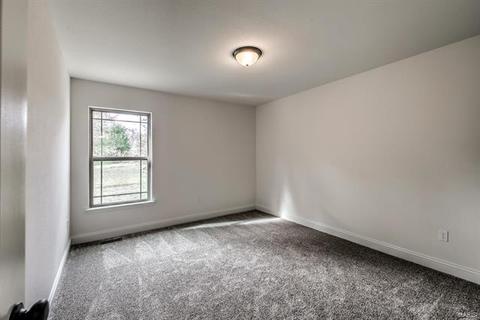 129 New Ballwin Rd, Ballwin, MO 63021 photo 18