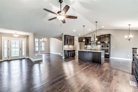 129 New Ballwin Rd, Ballwin, MO 63021 photo 6
