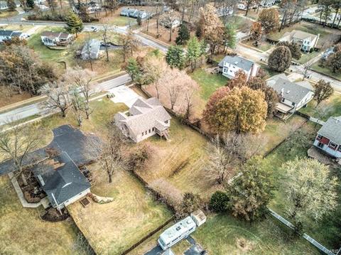 129 New Ballwin Rd, Ballwin, MO 63021 photo 24