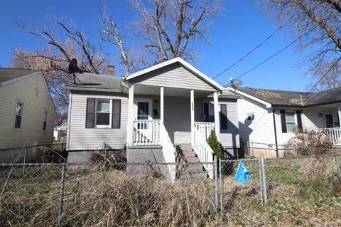 206 E 3rd St, De Soto, MO 63020 photo 1